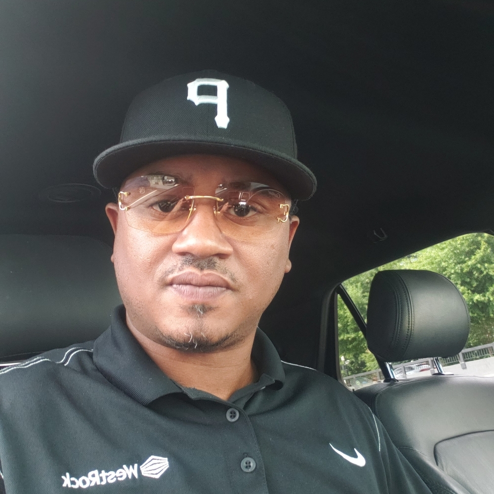 Meet your Posher, Chaz